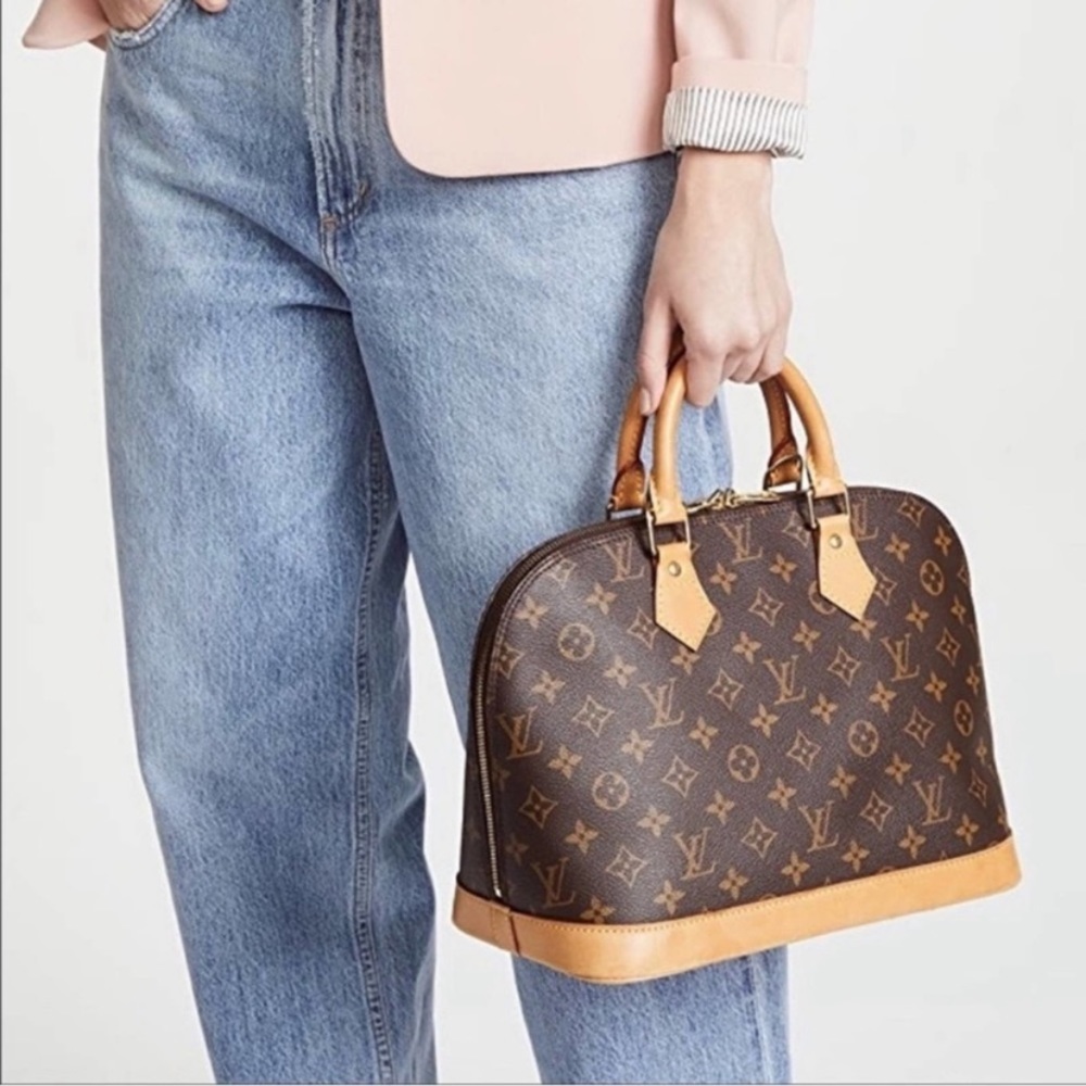 Louis Vuitton Alma PM (bigger one) Hand Bag - Picture 1 of 13